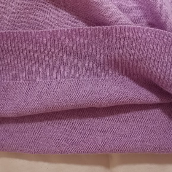 Peck & Peck 2 Ply 100% Cashmere V-neck Sweater Size M - Picture 4 of 6